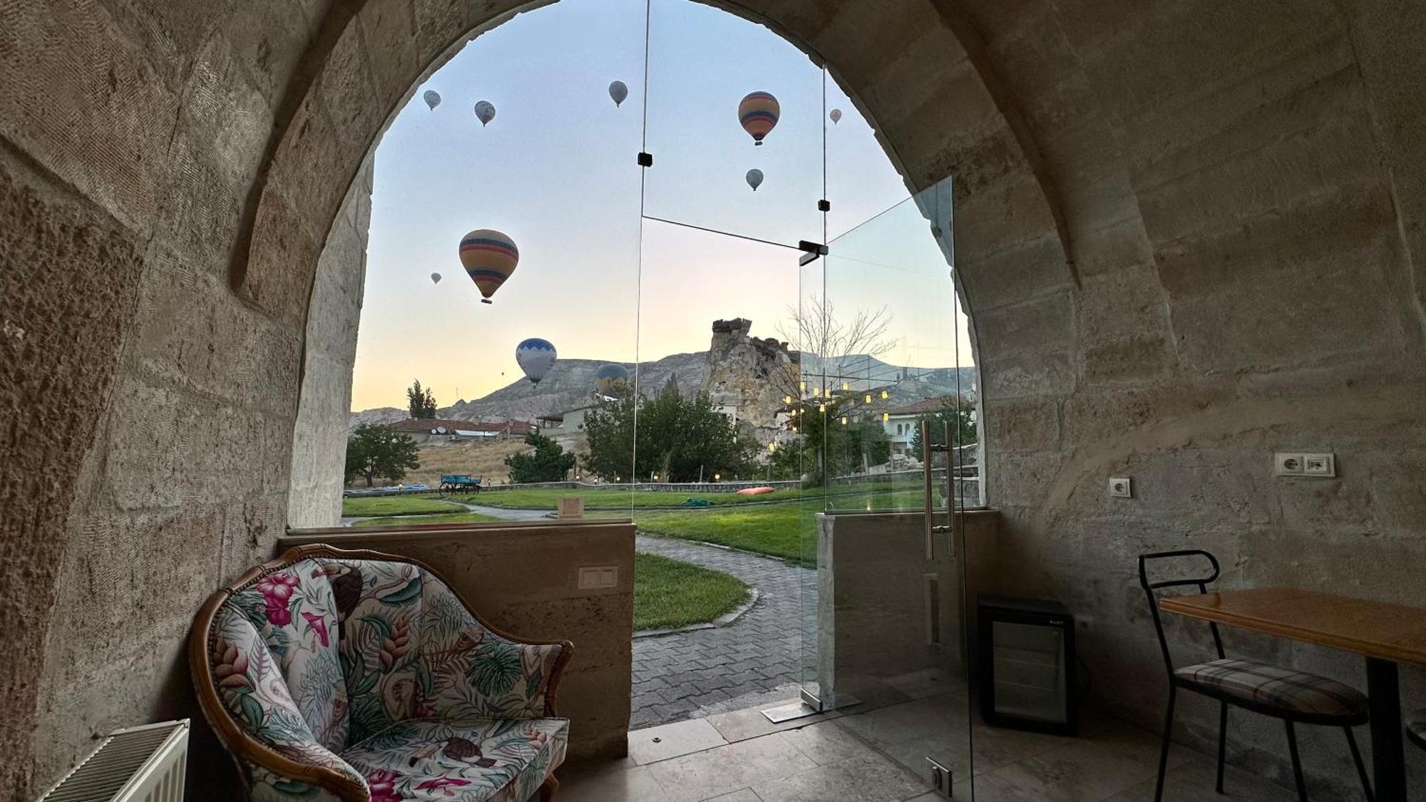 גורמה Jacob'S Cave Suites - Cappadocia (Adults Only) מראה חיצוני תמונה